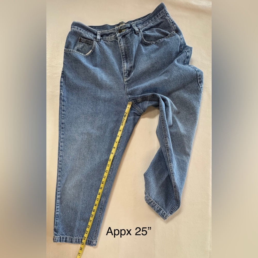 LIZ CLAIBORNE High Rise Relaxed Fit Cropped Jeans Size 14 (~W31 L25) - Picture 9 of 17